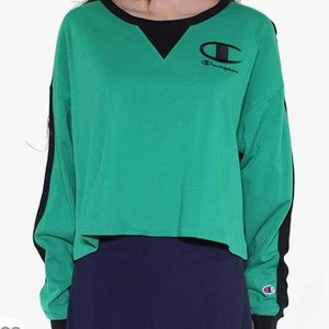 Champion Cropped Sweatshirt